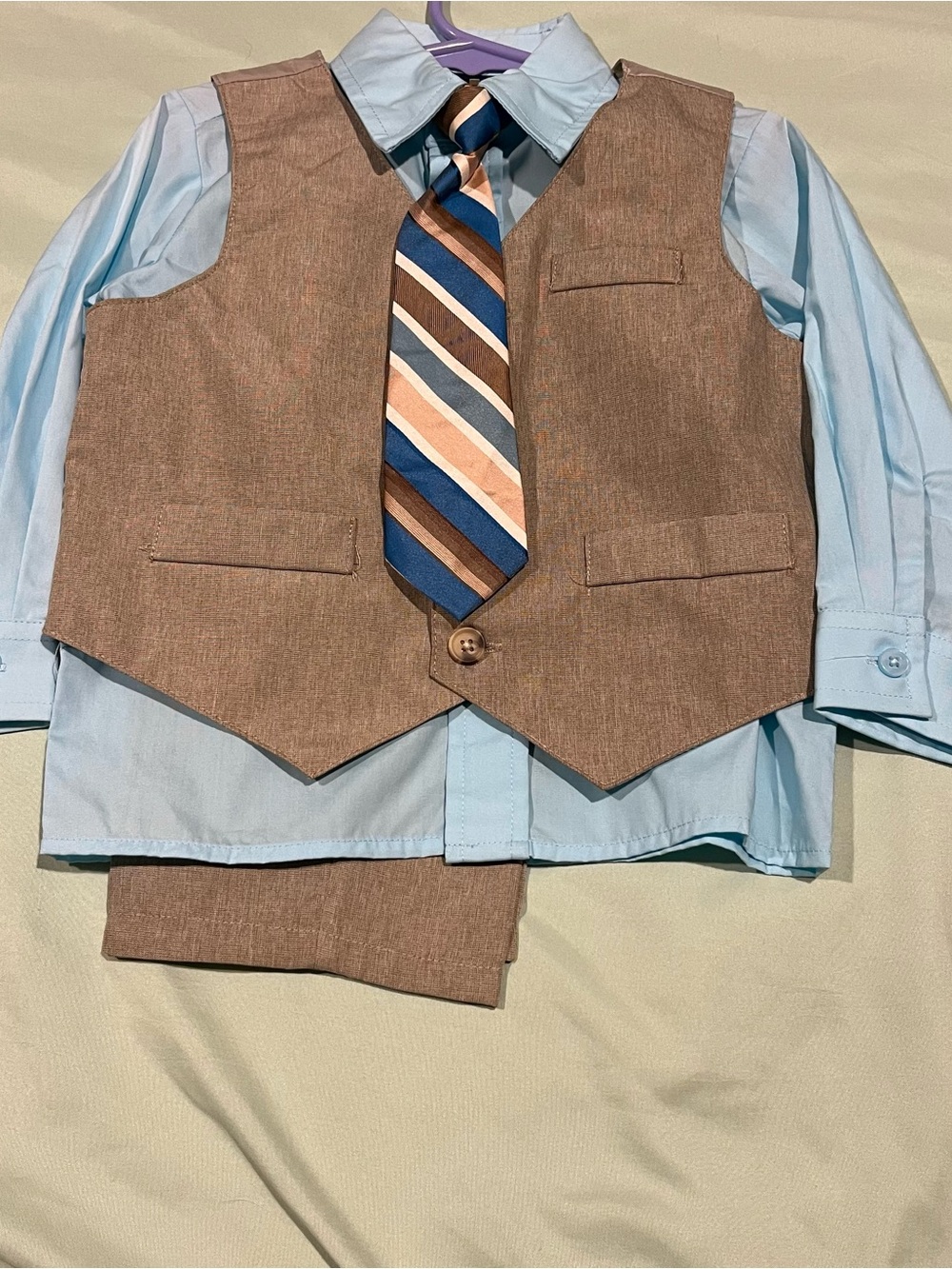 4-piece formal vest set by Great Guy, 3T